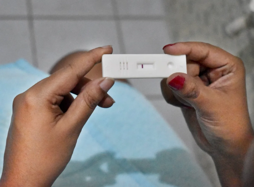 pregnancy positive kit