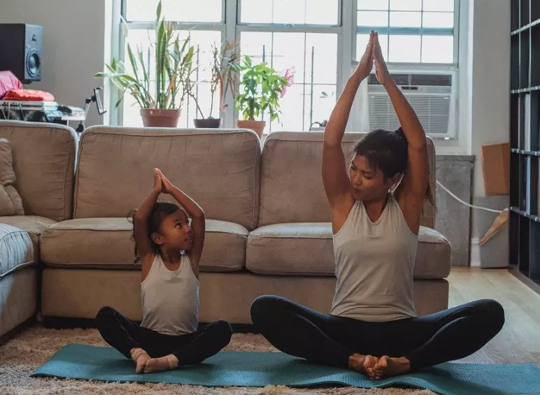 how to be a positive parent