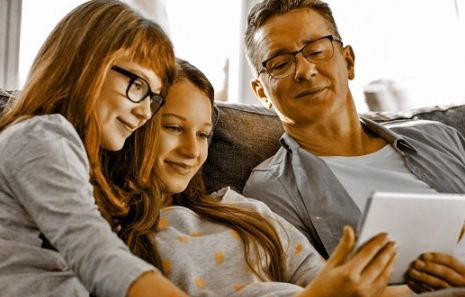 how to be a positive parent