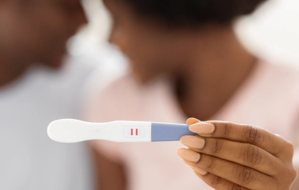 pregnancy symptoms before missed period