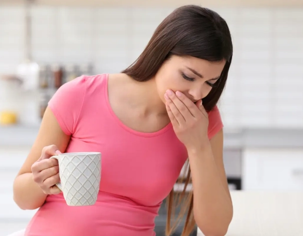 early pregnancy symptoms before missed period