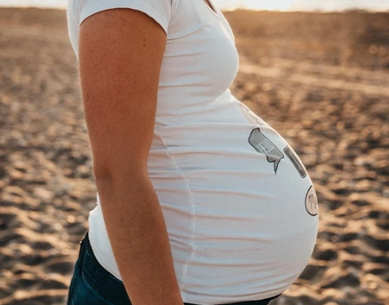 early pregnancy belly