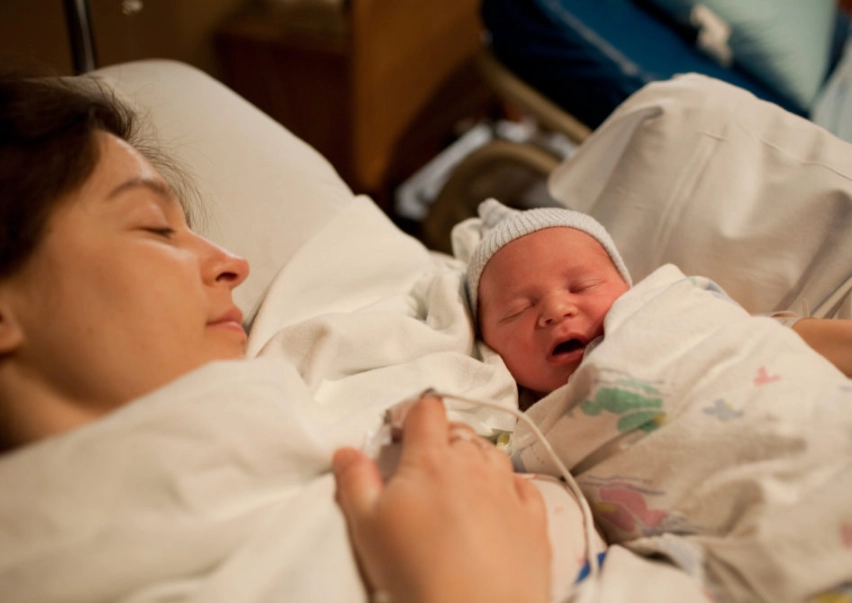 when to go to hospital during pregnancy