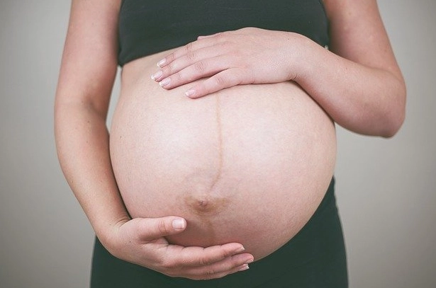 fetal distress symptoms