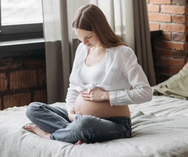 pregnancy warning signs