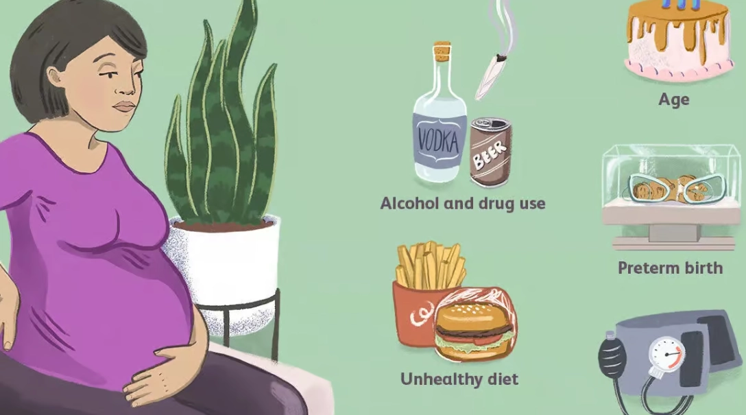 pregnancy after 35 risks