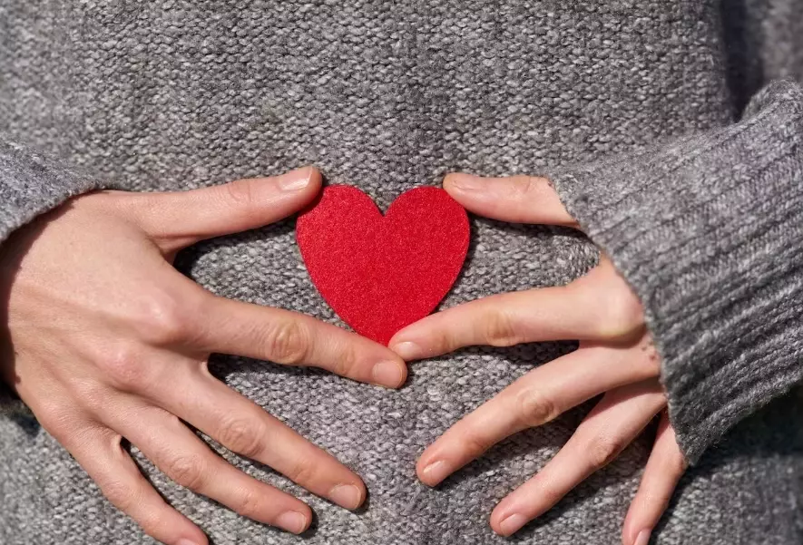 healthy pregnancy signs