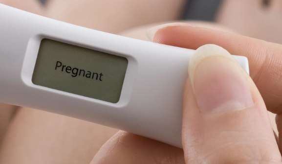 folic acid pregnancy first month