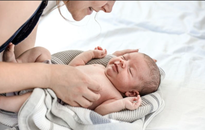 newborn feeding schedule