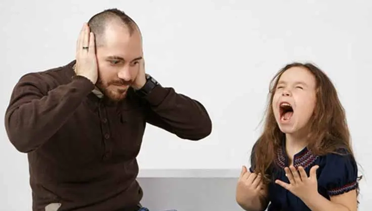 authoritative vs permissive parenting