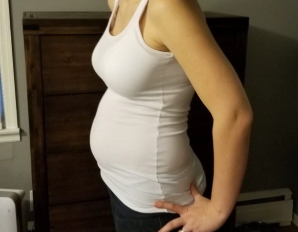 what do baby flutters feel like