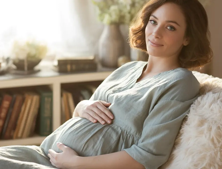 what do baby flutters feel like